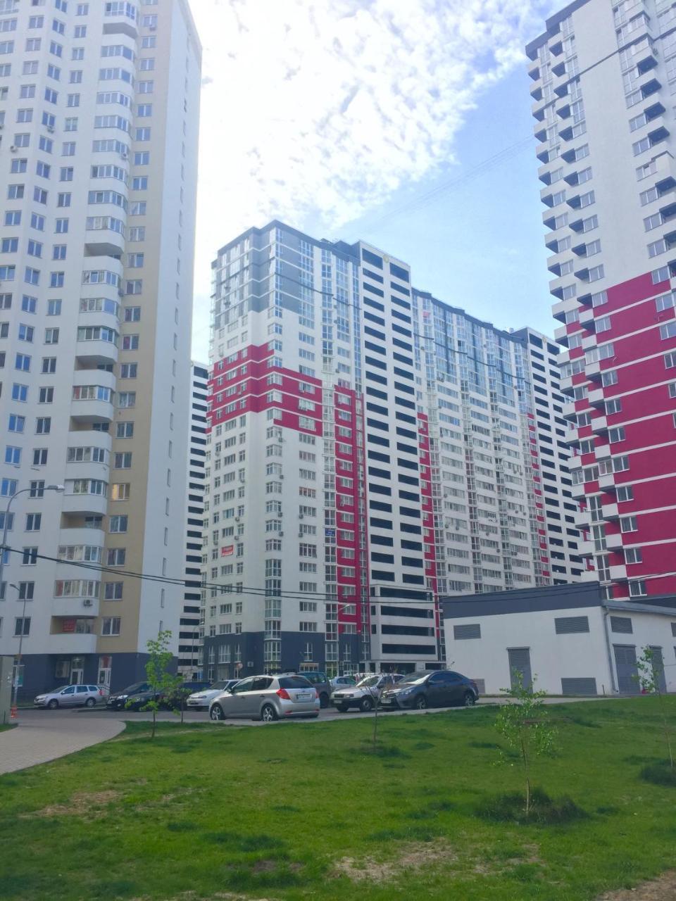 East Residence White Kiev Buitenkant foto